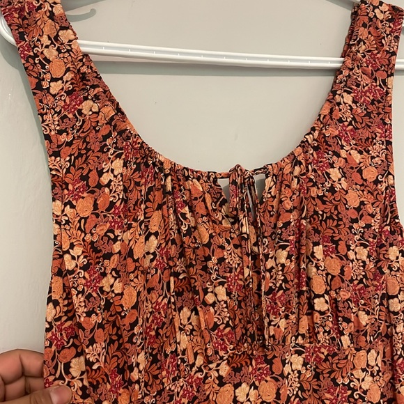 Summer floral dress with tag - Picture 3 of 3